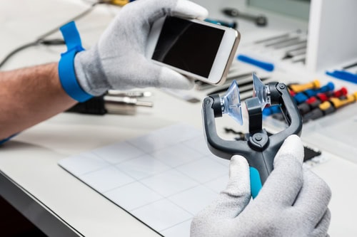 Smartphone rotto? Riparalo in 30 minuti con iFix-iPhone.com