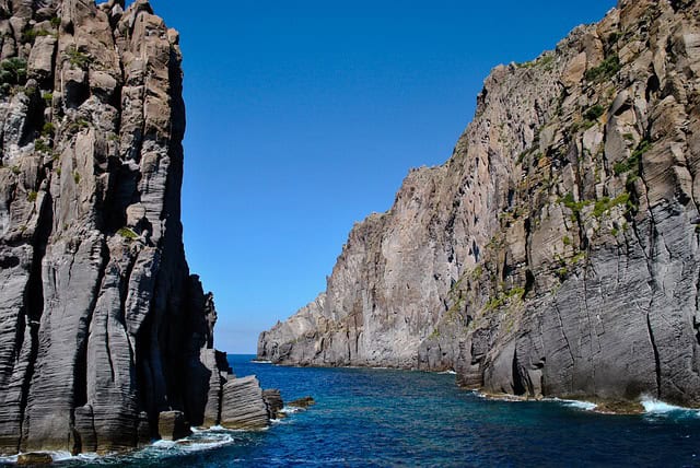 Viaggiare facilmente alle Isole Eolie La guida definitiva e come visitarle in barca