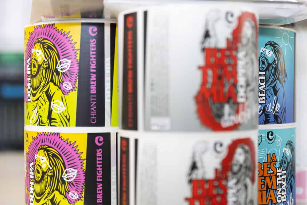 Stampare etichette adesive in funzione del prodotto ma anche del brand