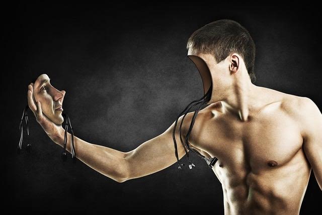 Come ci si può liberare da un narcisista