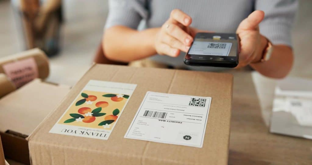 Etichettatrici industriali per la logistica quale scegliere e a cosa servono